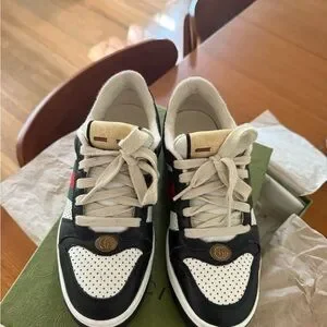 Gucci Black and Cream Athletic Shoes Gucci | Shoes | Gucci Black And Cream Sneakers With Red And  main image 4